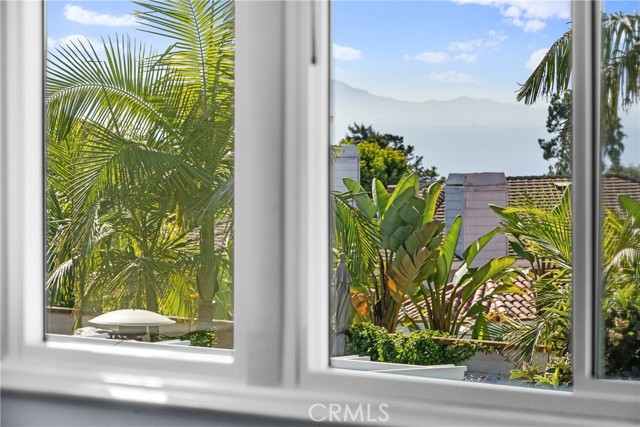 Detail Gallery Image 13 of 75 For 28835 King Arthur Ct, Rancho Palos Verdes,  CA 90275 - 5 Beds | 4/1 Baths