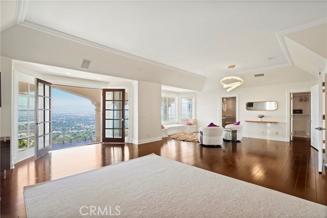 13320 Mulholland Drive, Beverly Hills CA: https://media.crmls.org/medias/a8f14703-d1dd-4777-aa54-4b8149c28842.jpg