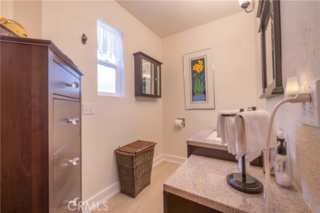 Detail Gallery Image 29 of 60 For 41318 Oak St, Big Bear Lake,  CA 92315 - 2 Beds | 1/1 Baths