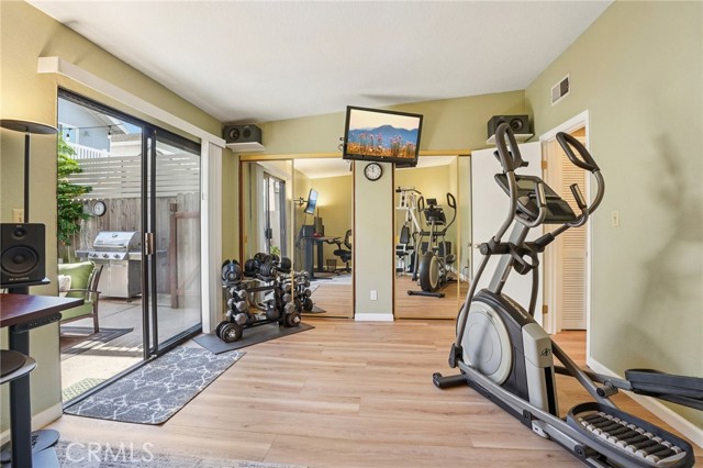 Image 24 of 35 For 1718 Herrin Street