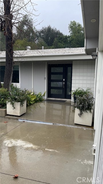 5357 Ellenvale Avenue, Woodland Hills CA: https://media.crmls.org/medias/a8f2aa9a-fa21-498e-84fc-923006cdd336.jpg