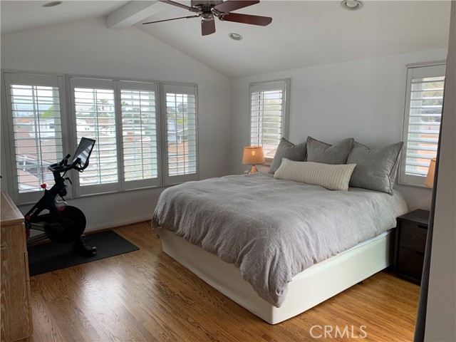 Detail Gallery Image 30 of 50 For 529 21st St, Manhattan Beach,  CA 90266 - 4 Beds | 3 Baths
