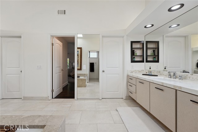 Detail Gallery Image 42 of 67 For 4372 Park Vicente, Calabasas,  CA 91302 - 4 Beds | 4/1 Baths