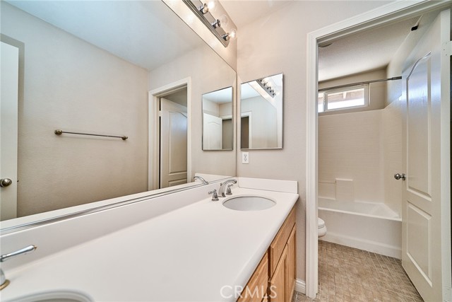 Detail Gallery Image 40 of 54 For 13010 Banning, Victorville,  CA 92392 - 5 Beds | 3 Baths