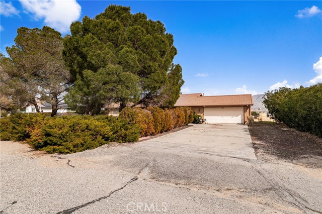 Detail Gallery Image 3 of 43 For 7659 Arcadia Ave, Hesperia,  CA 92345 - 3 Beds | 2 Baths