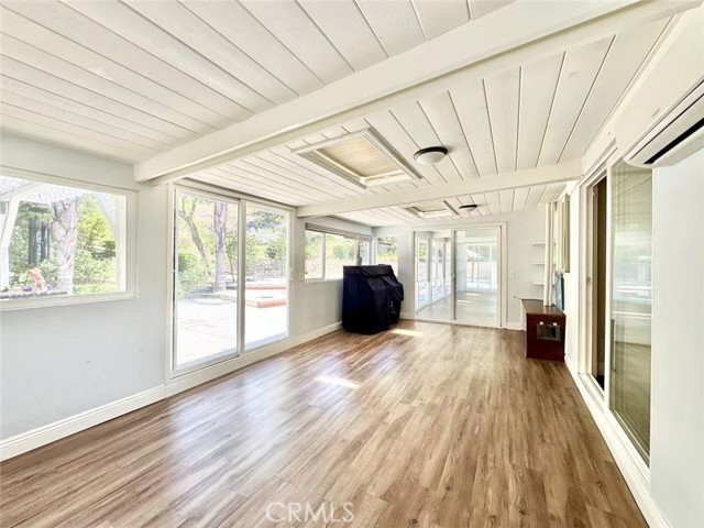 Image 19 of 23 For 21315 Pinehill Lane