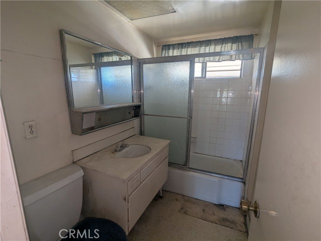 Detail Gallery Image 14 of 20 For 1545 Washington Ave, Pomona,  CA 91767 - 3 Beds | 2 Baths