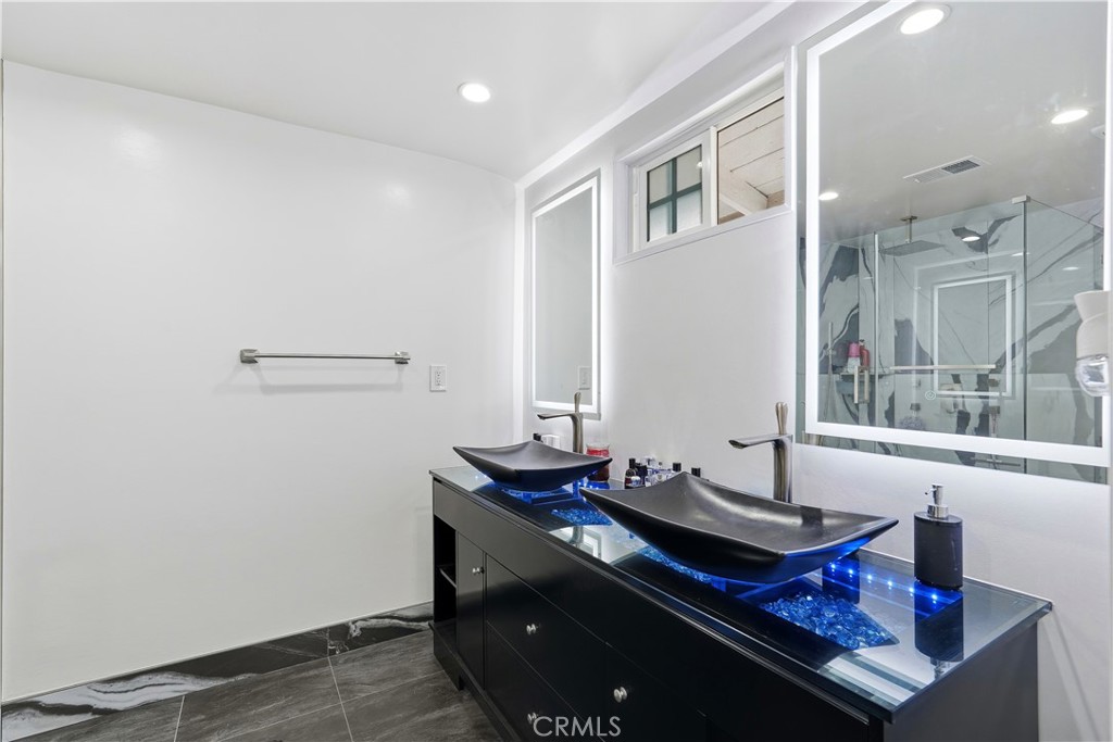 A8F5C1D7 656A 4076 B79C 538D5606C287 16456 Kingsbury, Granada Hills, Ca 91344 &Lt;Span Style='BackgroundColor:transparent;Padding:0Px;'&Gt; &Lt;Small&Gt; &Lt;I&Gt; &Lt;/I&Gt; &Lt;/Small&Gt;&Lt;/Span&Gt;