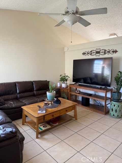 Detail Gallery Image 13 of 50 For 3717 Hatcher, Rosamond,  CA 93560 - 2 Beds | 2 Baths