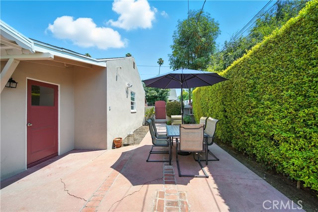 438 N Pasadena Avenue, Glendora CA: https://media.crmls.org/medias/a8f776c4-aa80-43ff-ae3e-9c18b718cb17.jpg