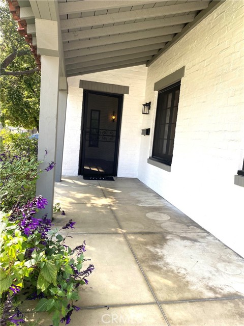 Detail Gallery Image 24 of 27 For 291 N 6th Ave, Upland,  CA 91786 - 2 Beds | 1 Baths