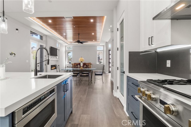 Detail Gallery Image 12 of 50 For 1303 Harkness Ln, Redondo Beach,  CA 90278 - 5 Beds | 4/1 Baths