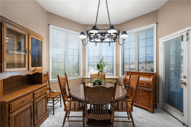 Detail Gallery Image 21 of 44 For 613 E Sunset Dr, Redlands,  CA 92373 - 6 Beds | 6 Baths