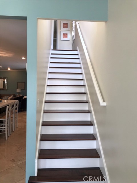 Detail Gallery Image 13 of 29 For 75 Claremont, Long Beach,  CA 90803 - 4 Beds | 4 Baths