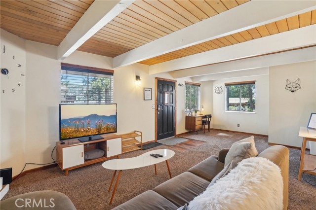 Detail Gallery Image 5 of 32 For 836 E Mountain View Bld, Big Bear City,  CA 92314 - 2 Beds | 2 Baths