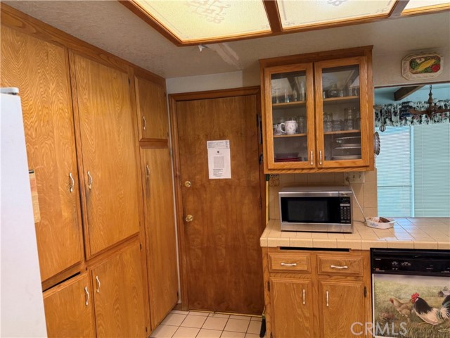 Detail Gallery Image 13 of 28 For 17747 Walnut, Hesperia,  CA 92345 - 3 Beds | 2 Baths