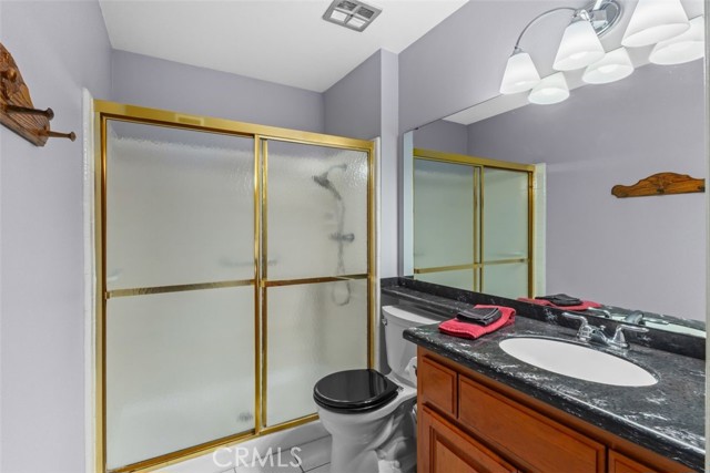 Detail Gallery Image 15 of 27 For 13966 Chelmsford Lane, Westminster,  CA 92683 - 4 Beds | 3 Baths