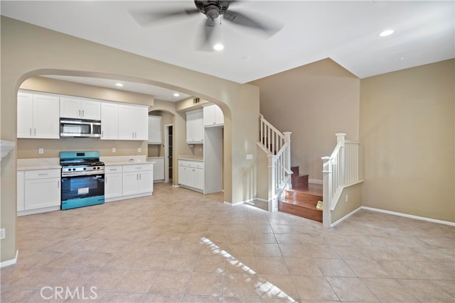 Detail Gallery Image 6 of 42 For 18 Moonstone, Irvine,  CA 92602 - 3 Beds | 2/1 Baths