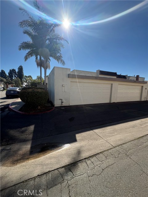 Detail Gallery Image 4 of 5 For 9942 Barranca, Huntington Beach,  CA 92646 - 1 Beds | 1 Baths