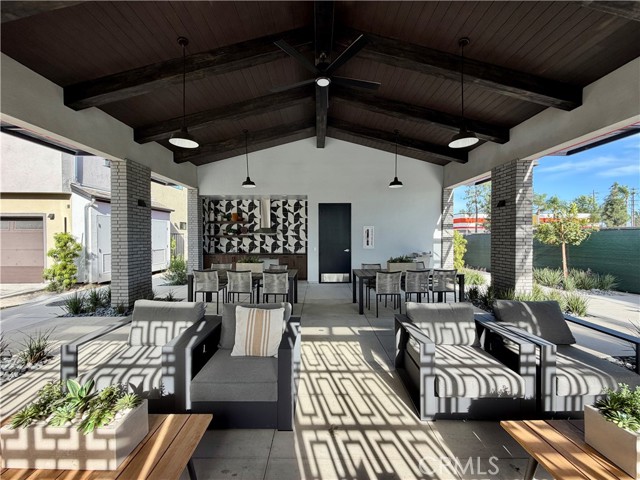 Detail Gallery Image 28 of 29 For 5876 Linden Ave #3, Long Beach,  CA 90805 - 3 Beds | 3/1 Baths