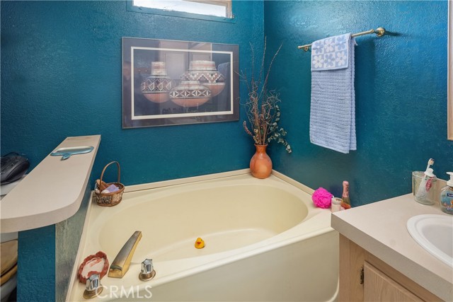 Detail Gallery Image 16 of 39 For 6135 Hubbard Rd, Acton,  CA 93510 - 2 Beds | 2 Baths