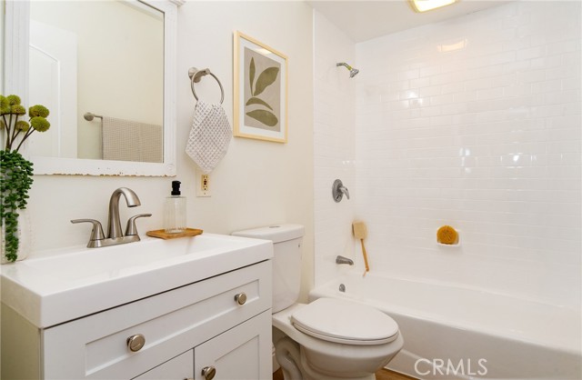 Detail Gallery Image 15 of 25 For 1725 Loma Ave #18,  Long Beach,  CA 90804 - 2 Beds | 1 Baths