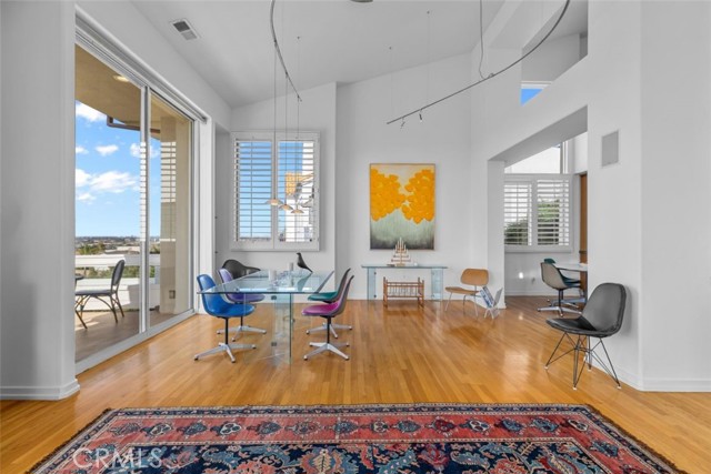 425 Via El Chico, Redondo Beach, California 90277, 3 Bedrooms Bedrooms, ,3 BathroomsBathrooms,Residential,For Sale,Via El Chico,SB25147877