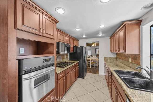 1491 W Lambert Road, La Habra CA: https://media.crmls.org/medias/a8ff0631-abdf-46bf-9e58-5eebb3c66803.jpg