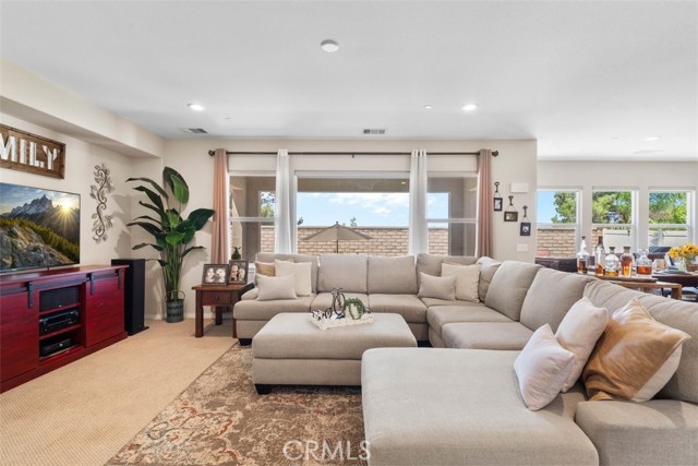 35403 Laurel Tree Court, Winchester CA: https://media.crmls.org/medias/a8ff2ad9-7bb4-41aa-8057-7aea8a9bfae1.jpg