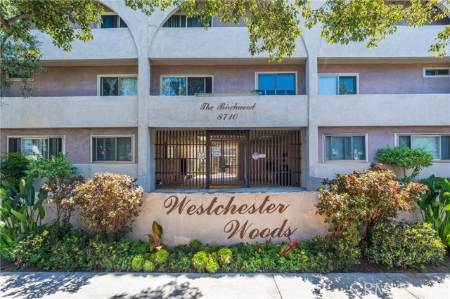 Detail Gallery Image 1 of 28 For 8710 Belford Avenue #106B,  Los Angeles,  CA 90045 - 1 Beds | 1 Baths