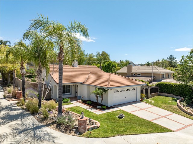 28384 Rodgers Dr, Saugus, CA 91350
