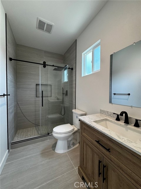 257 E Marker, Long Beach CA: https://media.crmls.org/medias/a8ffcbb7-f8f8-4ff3-9893-dcc5545e7643.jpg