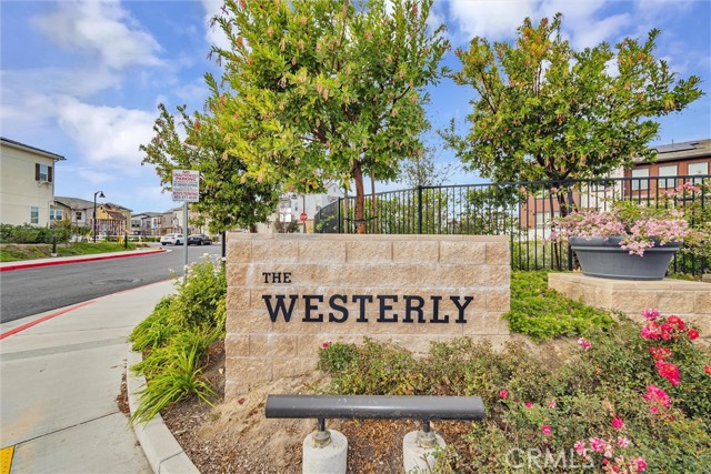 Detail Gallery Image 39 of 39 For 110 Red Brick Dr #3,  Simi Valley,  CA 93065 - 3 Beds | 2/1 Baths