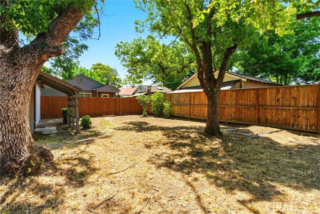 4041 57TH STREET, Sacramento CA: https://media.crmls.org/medias/a900c5e7-6a86-4f4e-9609-b7c813256e9b.jpg