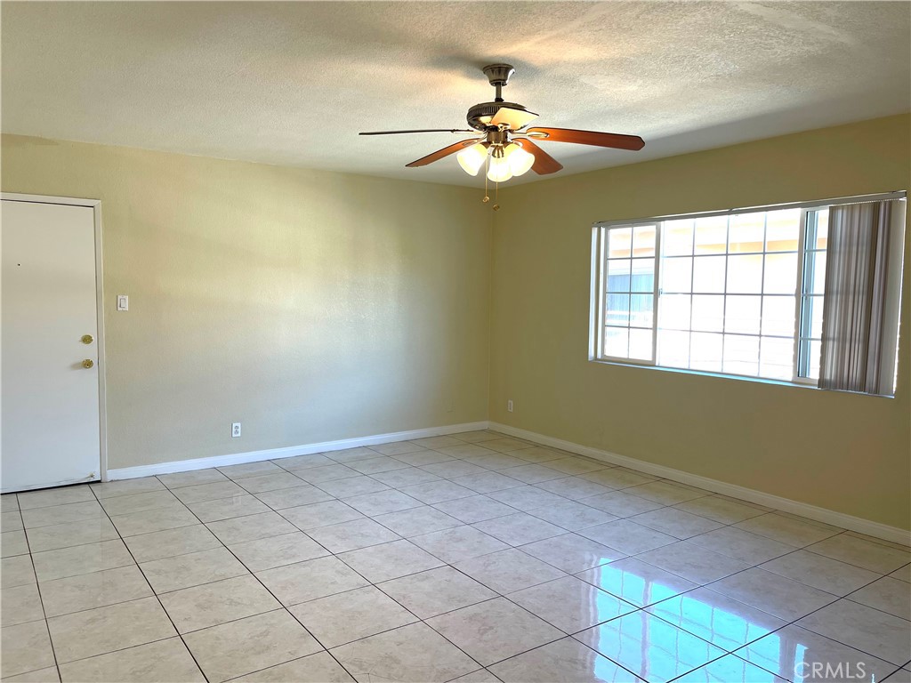 MLS #OC22044439 image #3