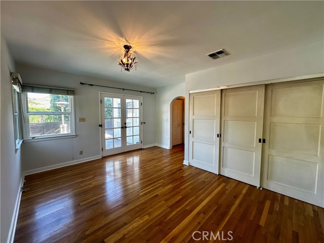 Detail Gallery Image 16 of 36 For 11741 Otsego St, Valley Village,  CA 91607 - 4 Beds | 2/1 Baths