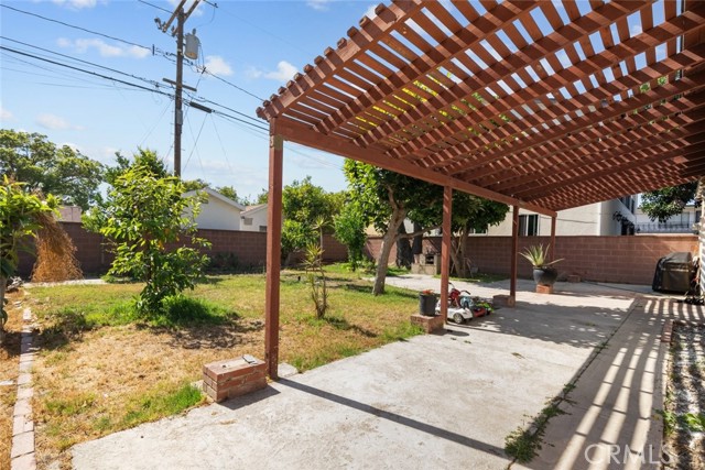 Detail Gallery Image 41 of 44 For 9625 Alexander Ave, South Gate,  CA 90280 - 3 Beds | 2 Baths