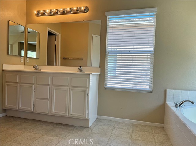 32057 Meadow Wood Lane, Lake Elsinore, California 92532, 4 Bedrooms Bedrooms, ,2 BathroomsBathrooms,Residential Lease,For Rent,32057 Meadow Wood Lane,CRTR25145530