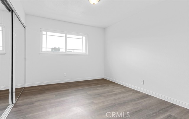 1127 Sycamore Drive photo 18