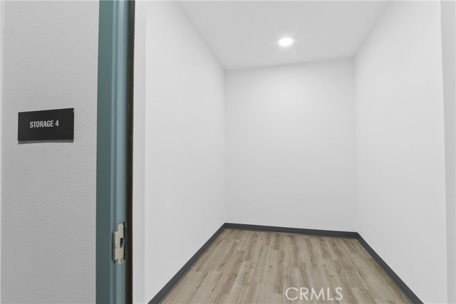 Detail Gallery Image 5 of 30 For 960 N Tangent Privado #305,  Ontario,  CA 91764 - 3 Beds | 2 Baths