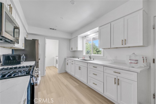 18295 Aguiro Street, Rowland Heights CA: https://media.crmls.org/medias/a902f850-8e9b-4225-989c-c2b85b68be99.jpg