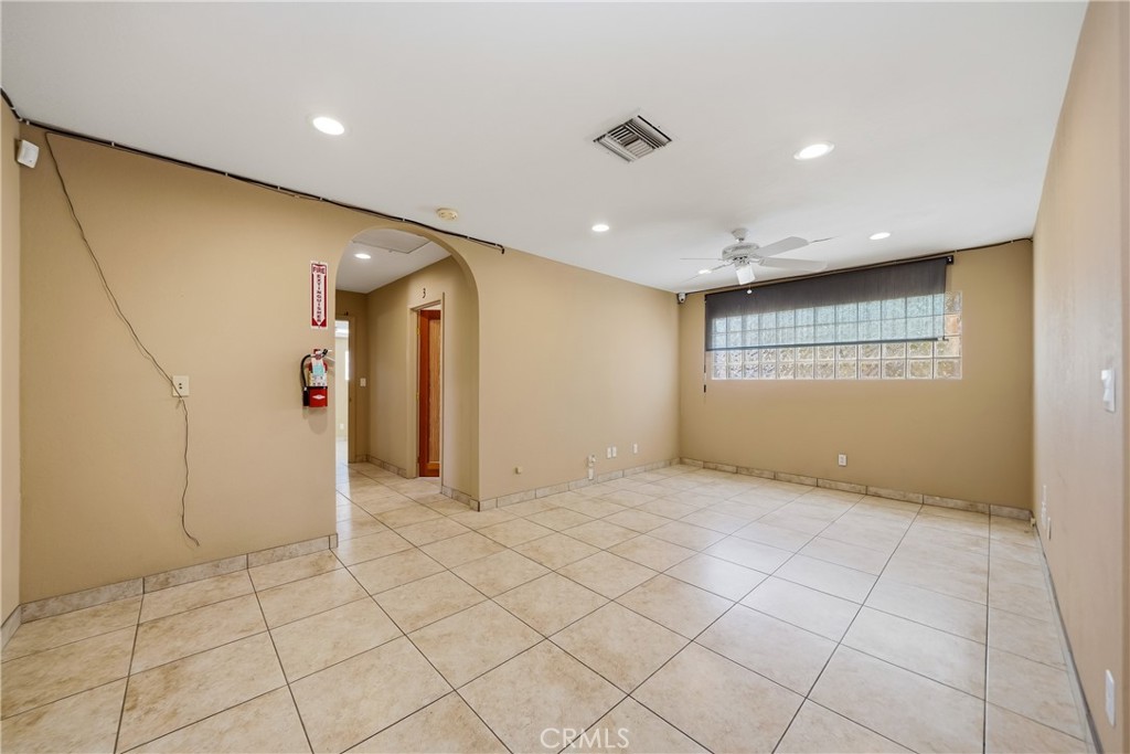 MLS #OC26132649 image #4