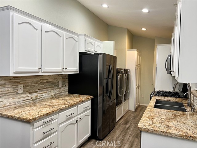 Detail Gallery Image 3 of 6 For 13181 Lampson Ave #112,  Garden Grove,  CA 92840 - 3 Beds | 2 Baths