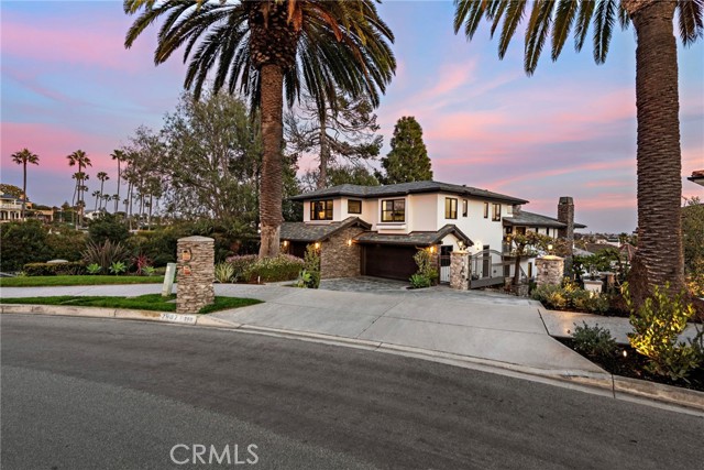 2907 Cliff Drive, Newport Beach CA: https://media.crmls.org/medias/a90356ff-d181-4332-8465-cac9af30c4fa.jpg