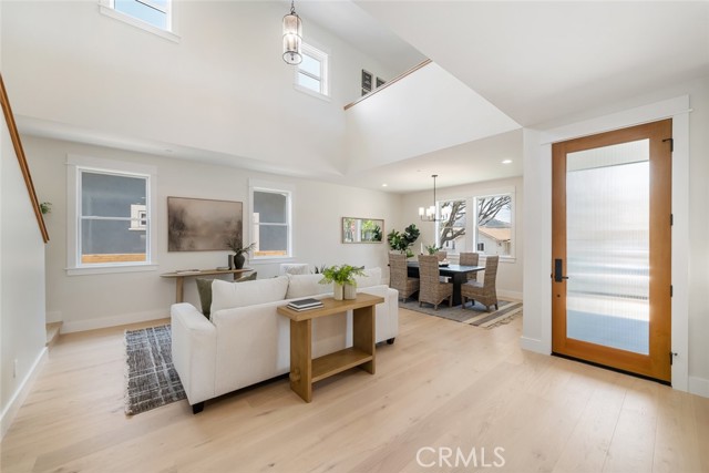 1171 Peach Street, San Luis Obispo CA: https://media.crmls.org/medias/a904ff2c-2118-44c5-94bd-79d61c846be5.jpg