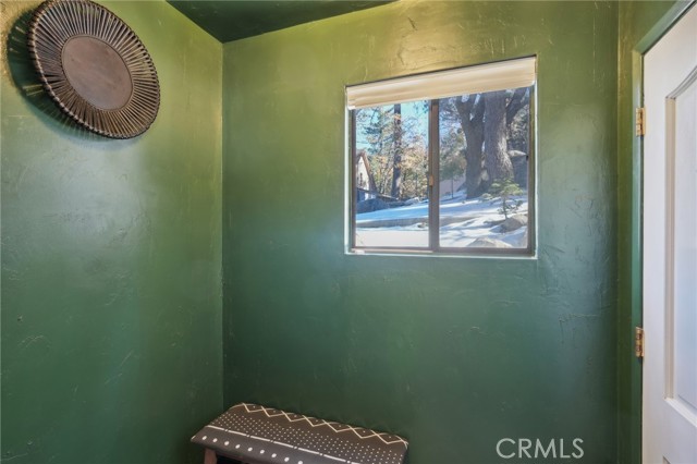 Detail Gallery Image 24 of 58 For 33310 Conway Dr, Arrowbear,  CA 92308 - 3 Beds | 2 Baths