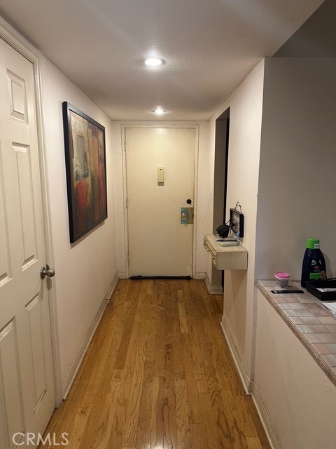 Detail Gallery Image 6 of 31 For 4807 Beck Ave #4,  Valley Village,  CA 91601 - 2 Beds | 2 Baths