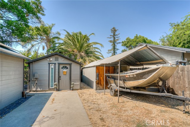 2368 Brown Street, Durham CA: https://media.crmls.org/medias/a907e600-d7bb-4fb1-b386-d4dd18da102d.jpg