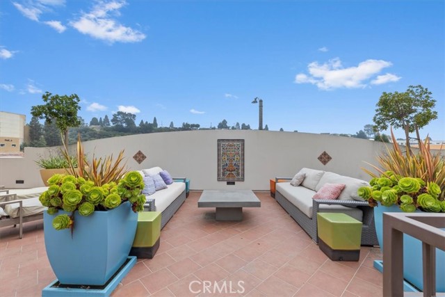 Detail Gallery Image 17 of 21 For 627 Deep Valley Dr #114,  Rolling Hills Estates,  CA 90274 - 1 Beds | 1 Baths