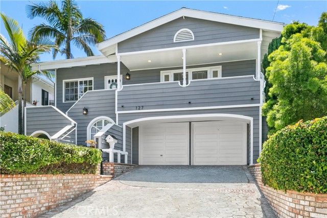 Detail Gallery Image 3 of 40 For 127 West Avenida De Los Lobos Marinos, San Clemente,  CA 92672 - 4 Beds | 2 Baths